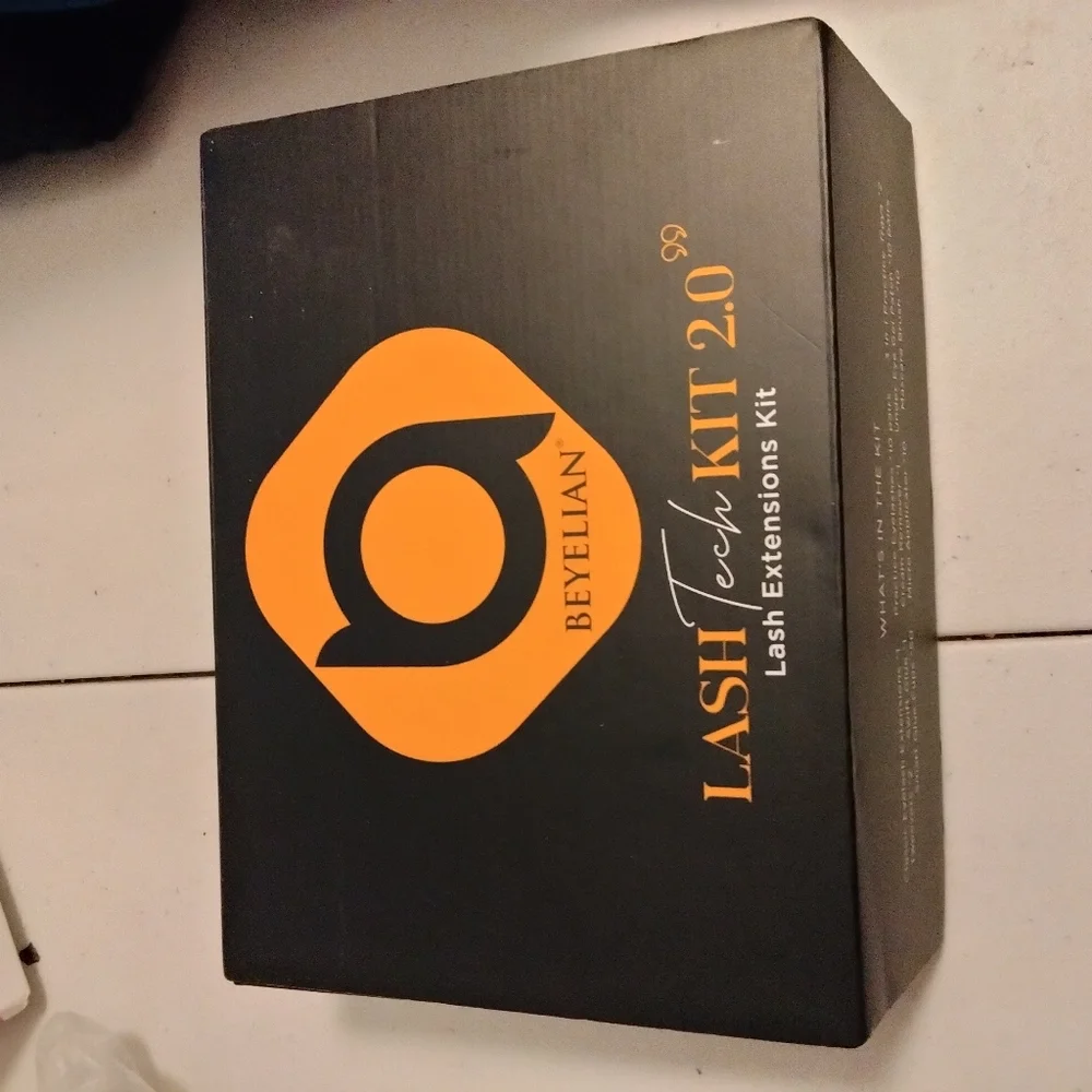 Lash Tech kit - Picture 3 of 3